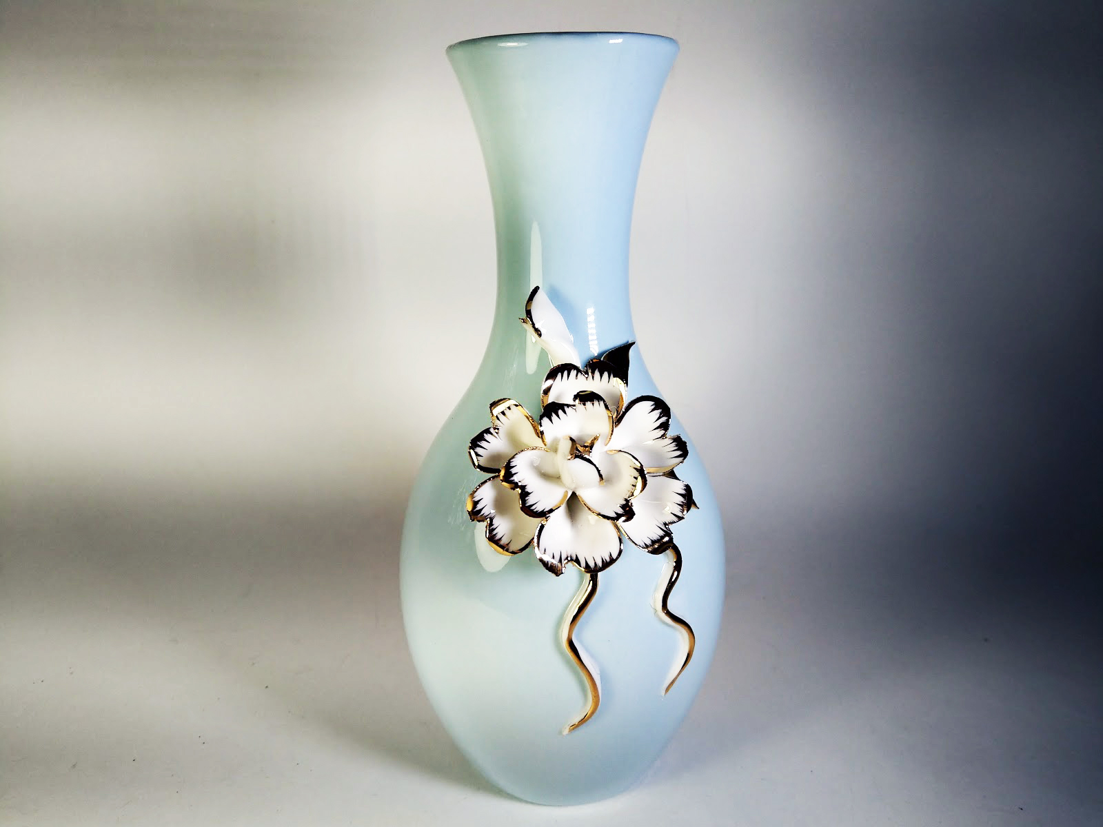 Две новые вазы. Ваза Долли e177622. Красивые вазы. Вазы для цветов. Необычные вазы.